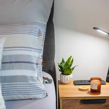 Carovo7 Apartamento *